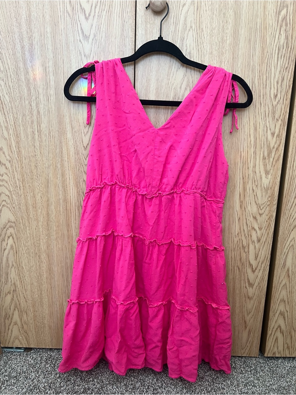 Gilli Vibrant Pink Tie-Shoulder Tiered Dress